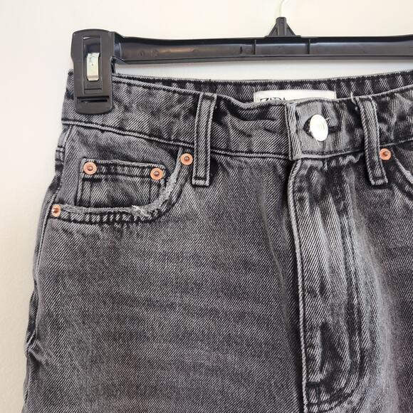Zara Faded Black High Rise The 90's Mom Fit Jeans Size 2 - Picture 4 of 12
